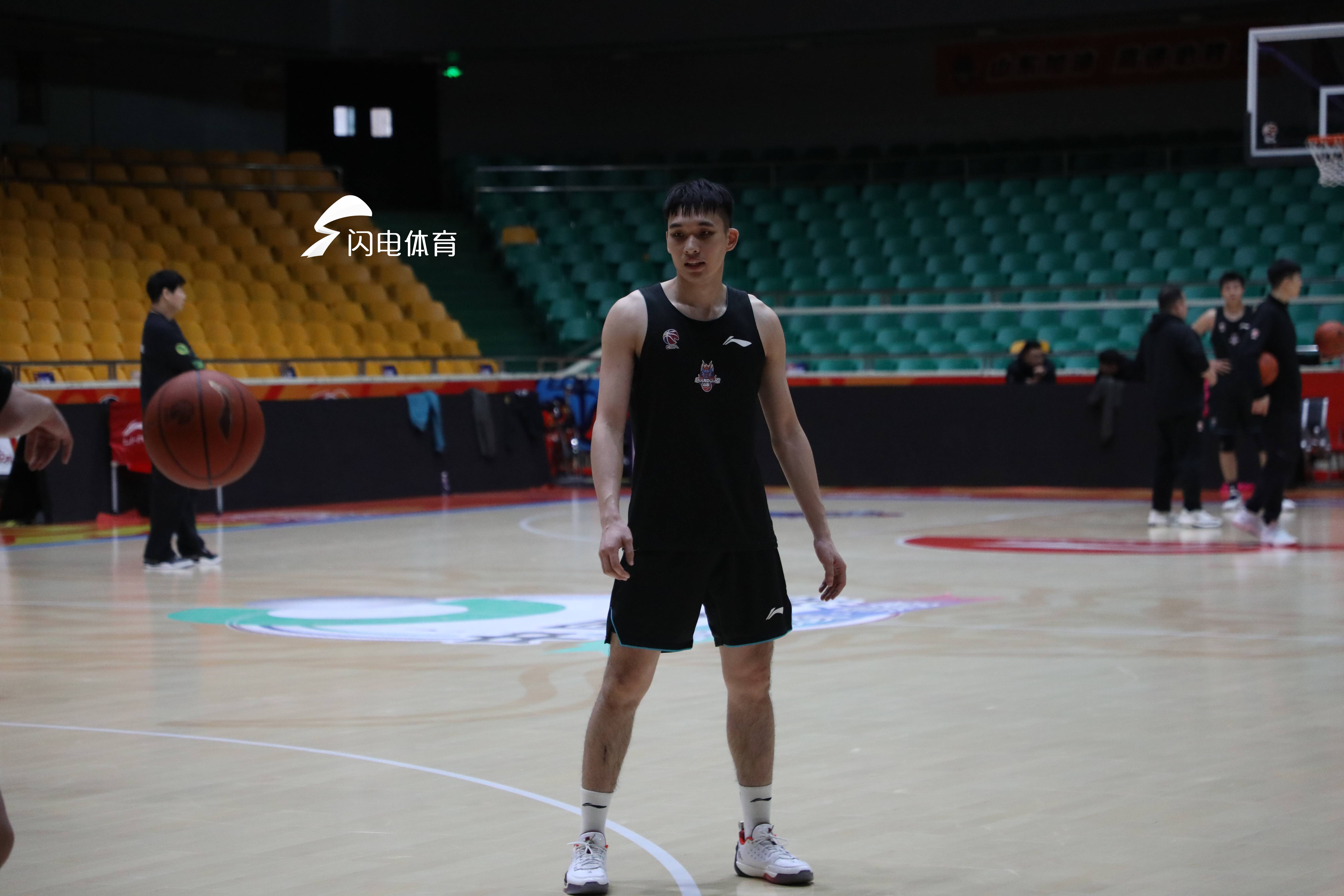 关于山东男篮发布备战花絮，今夜绝杀压哨，NBA总决赛任务艰巨，训练强度明显提升的信息