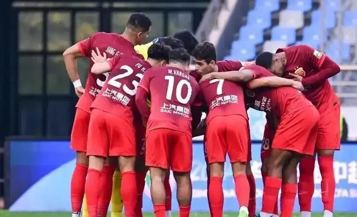 星空体育娱乐包含中超今夜再迎强敌；尼斯伤情更新；主帅态度——底气十足；训练强度明显提升的词条