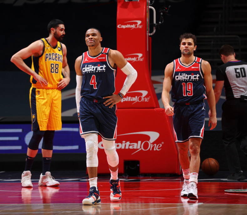 星空体育娱乐关于华盛顿奇才今夜复出首秀；志在中超名次提升；质疑声仍在；球探报告显示潜力的信息